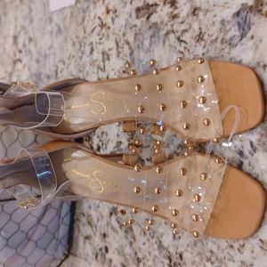 Jessica Simpson's Womens Oprina heel pump